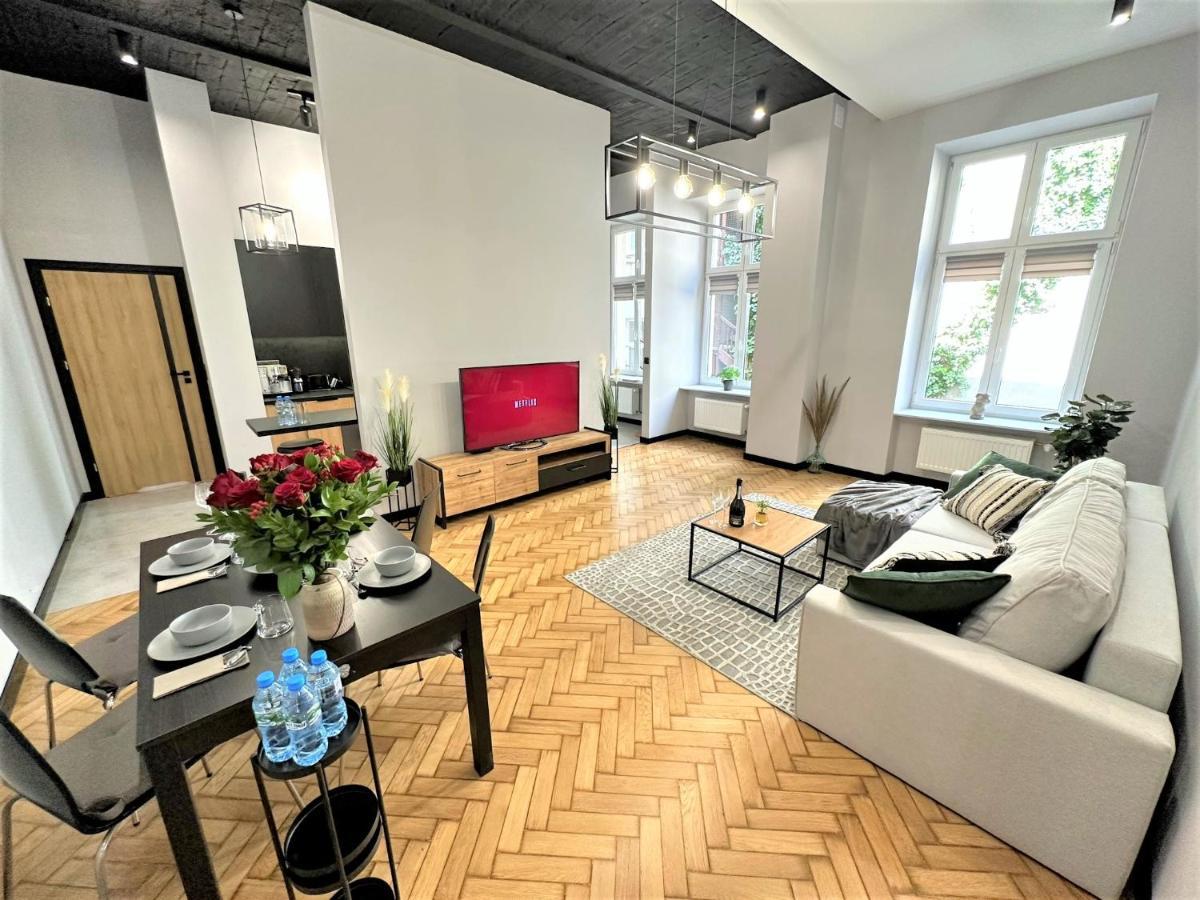 Luxury 100M2 Loft Design-Apartment At Wawel + Netflix Cracóvia Exterior foto