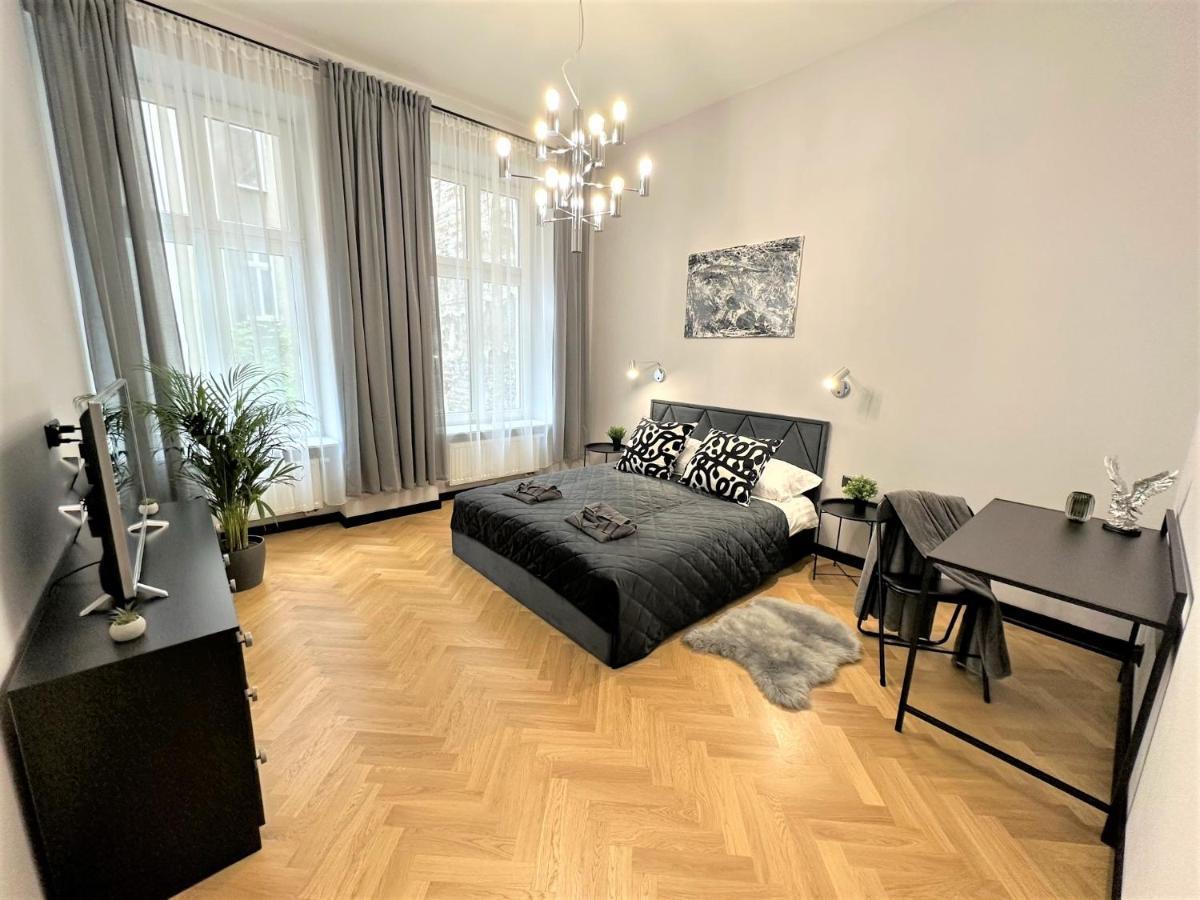 Luxury 100M2 Loft Design-Apartment At Wawel + Netflix Cracóvia Exterior foto