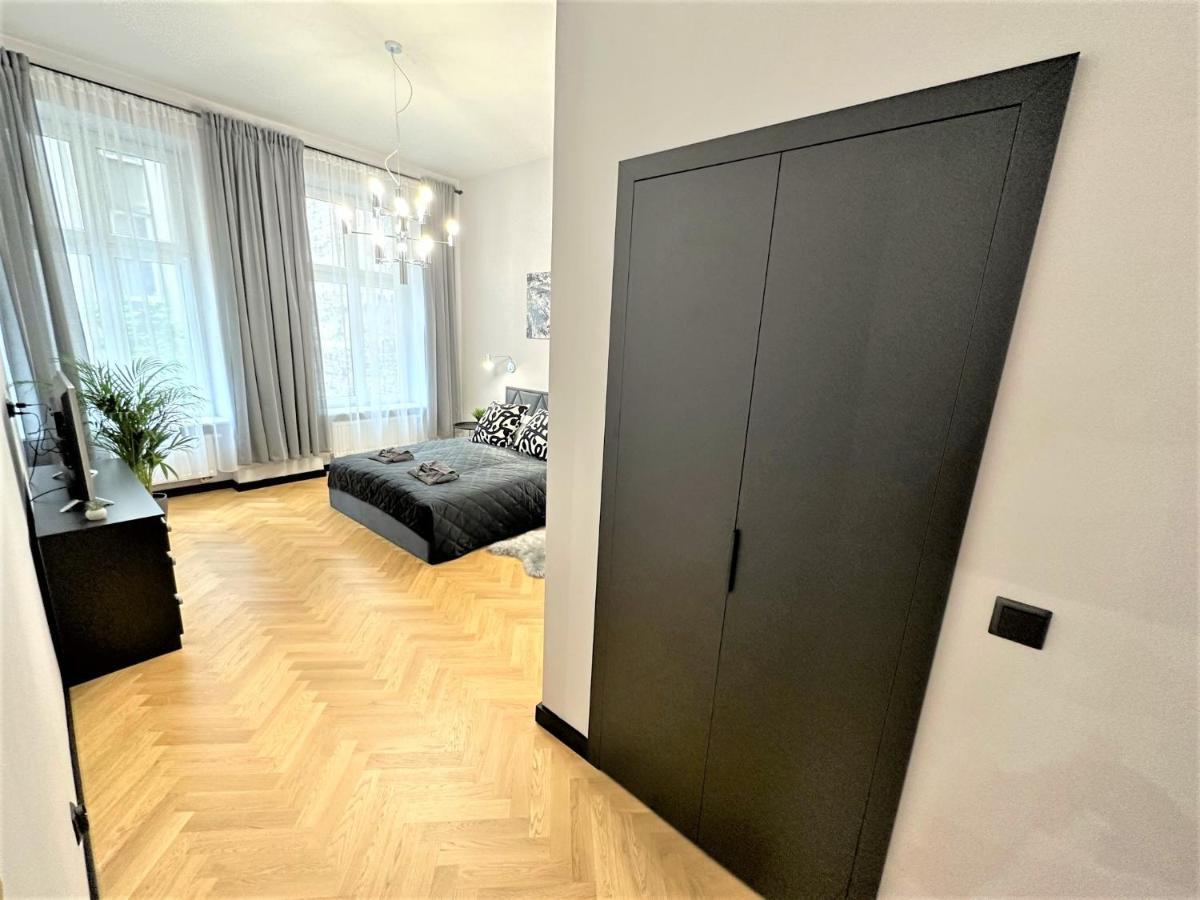 Luxury 100M2 Loft Design-Apartment At Wawel + Netflix Cracóvia Exterior foto