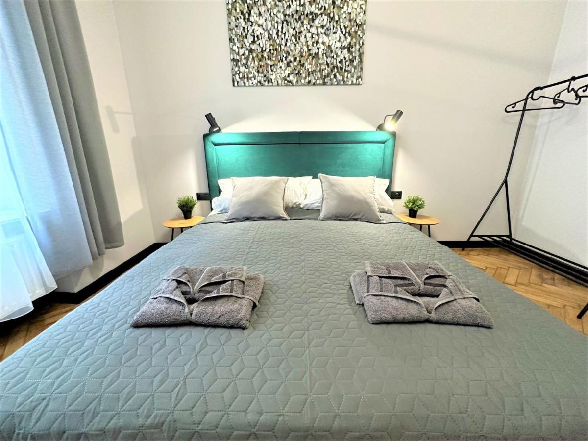 Luxury 100M2 Loft Design-Apartment At Wawel + Netflix Cracóvia Exterior foto