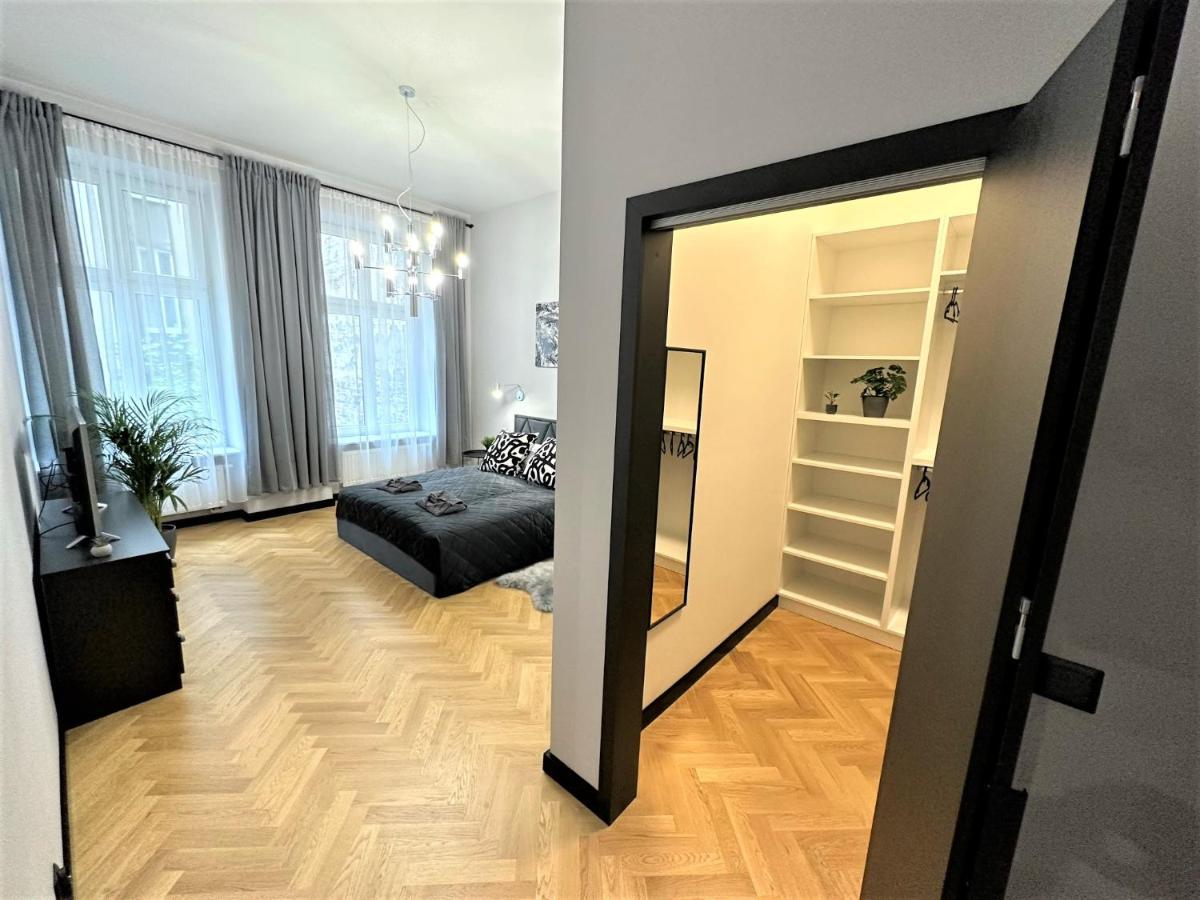 Luxury 100M2 Loft Design-Apartment At Wawel + Netflix Cracóvia Exterior foto