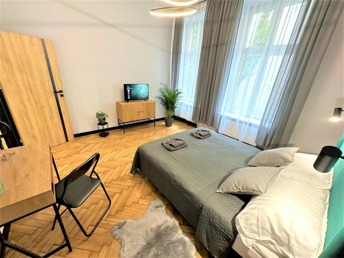 Luxury 100M2 Loft Design-Apartment At Wawel + Netflix Cracóvia Exterior foto